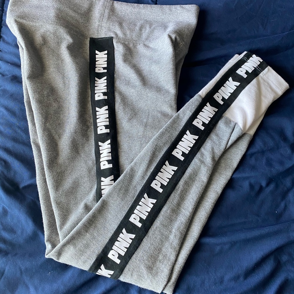 PINK Leggings